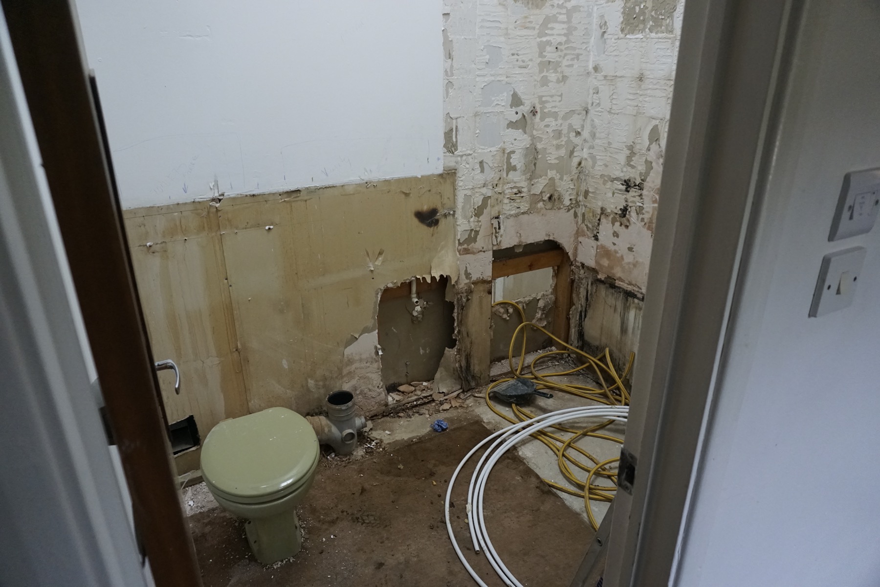 Building Single Storey Side House Kitchen Extension In Milton Keynes - Image 5