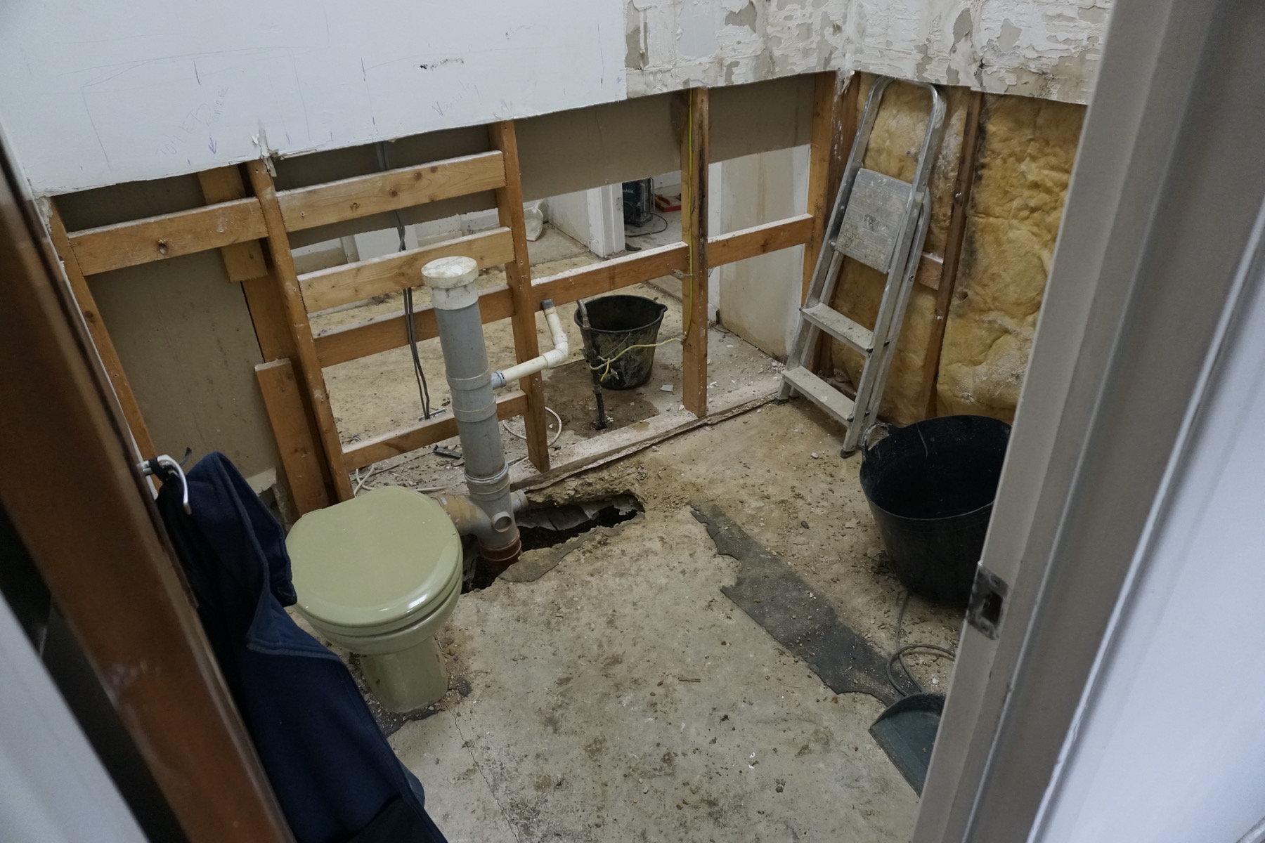 Building Single Storey Side House Kitchen Extension In Milton Keynes - Image 9