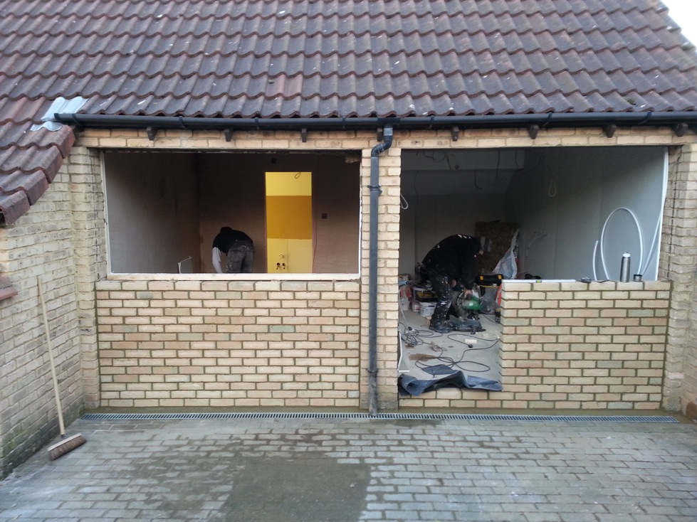 Double Garage Conversion in Fishermead - Image 13