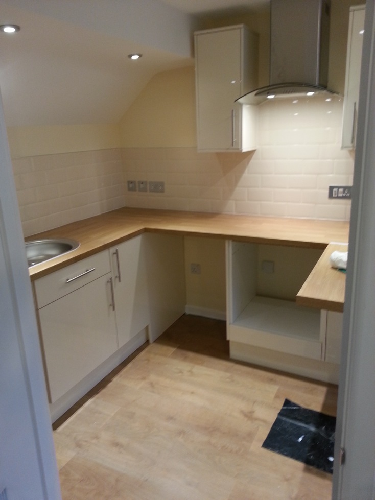 Double Garage Conversion in Fishermead - Image 23