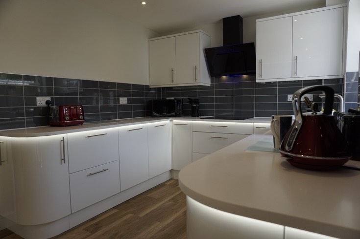 Kitchen design and installation in Cranfield - Image 3