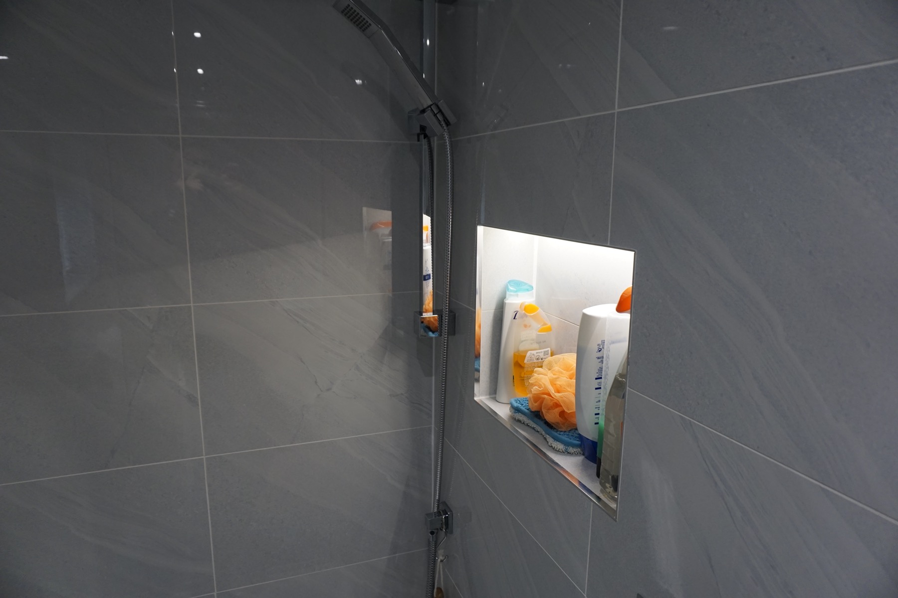 Master Bathroom and En-suite remodelling in Milton Keynes - Image 9