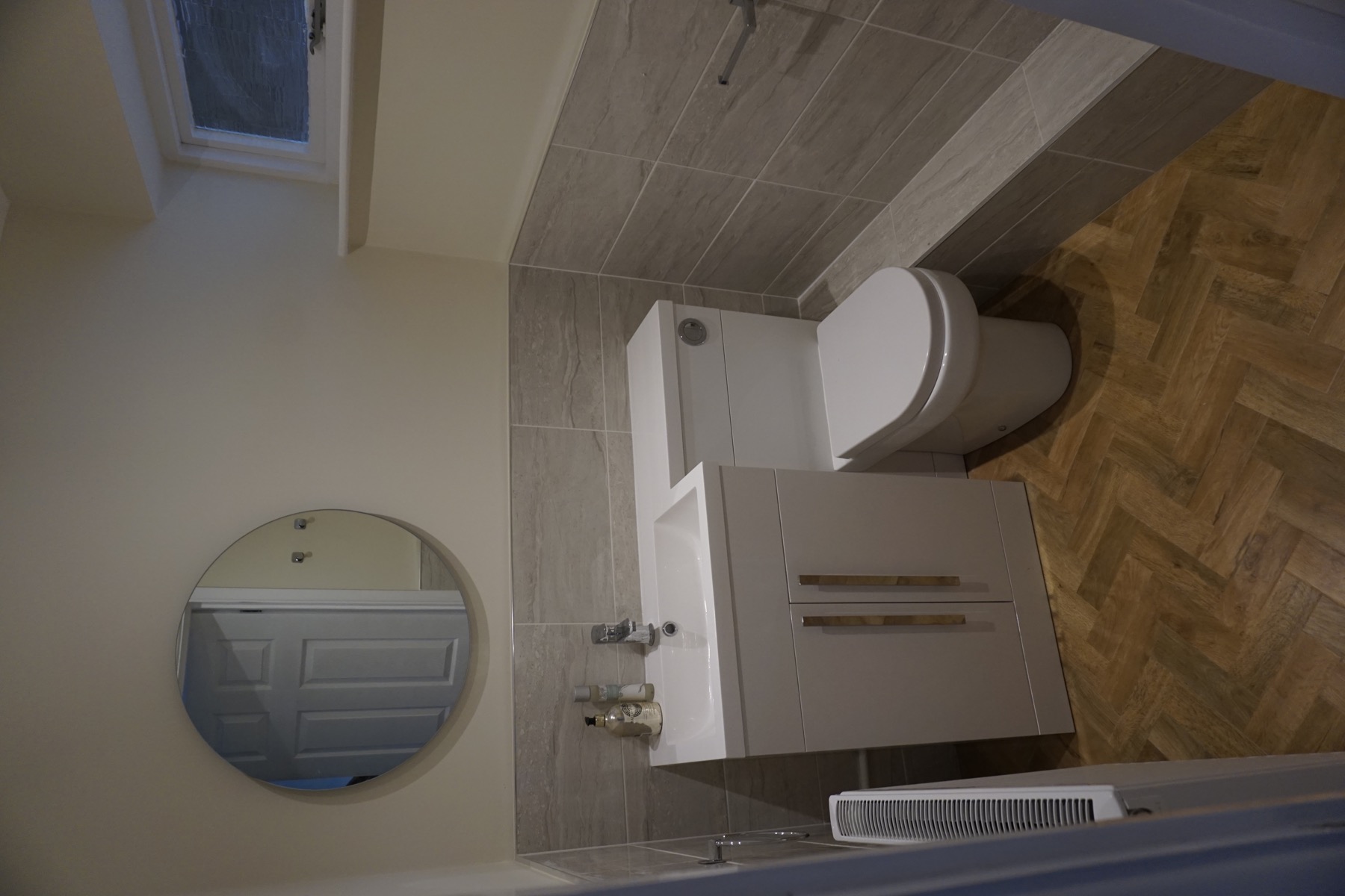 Master bathroom cloakroom and en-suite remodelling in Bedford - Image 2