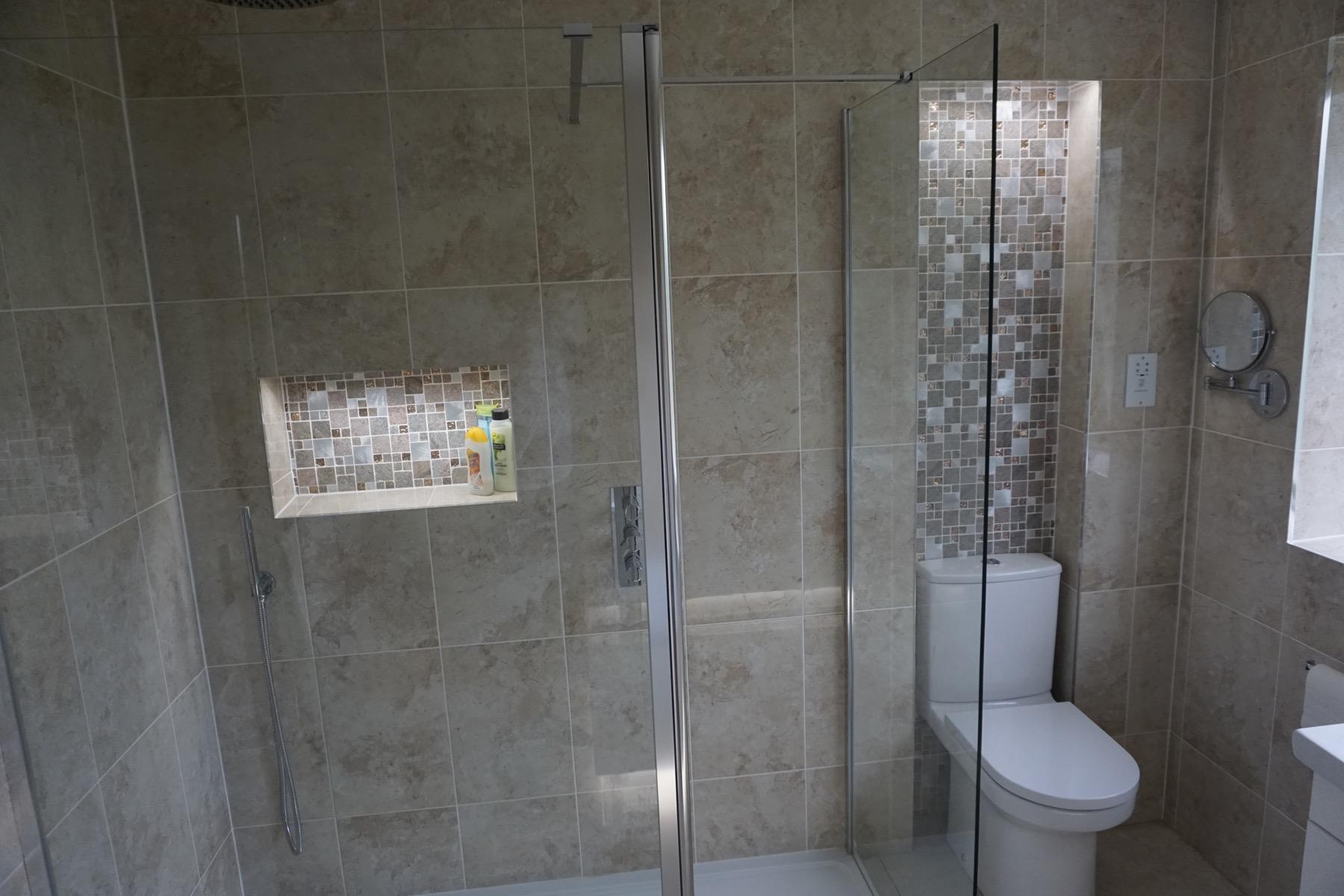 Master bathroom cloakroom and en-suite remodelling in Bedford - Image 13
