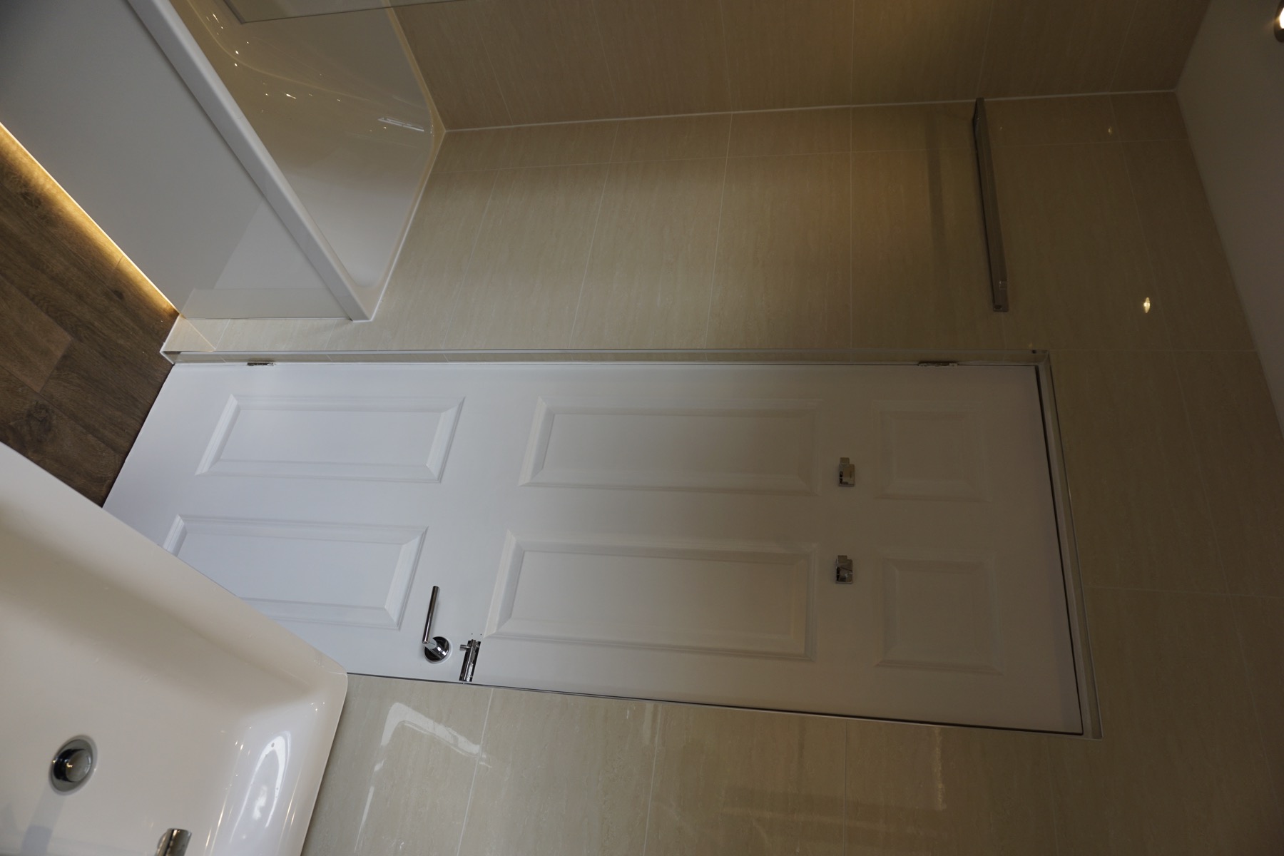Master Bathrooms renovation in Emerson Valley - Image 5