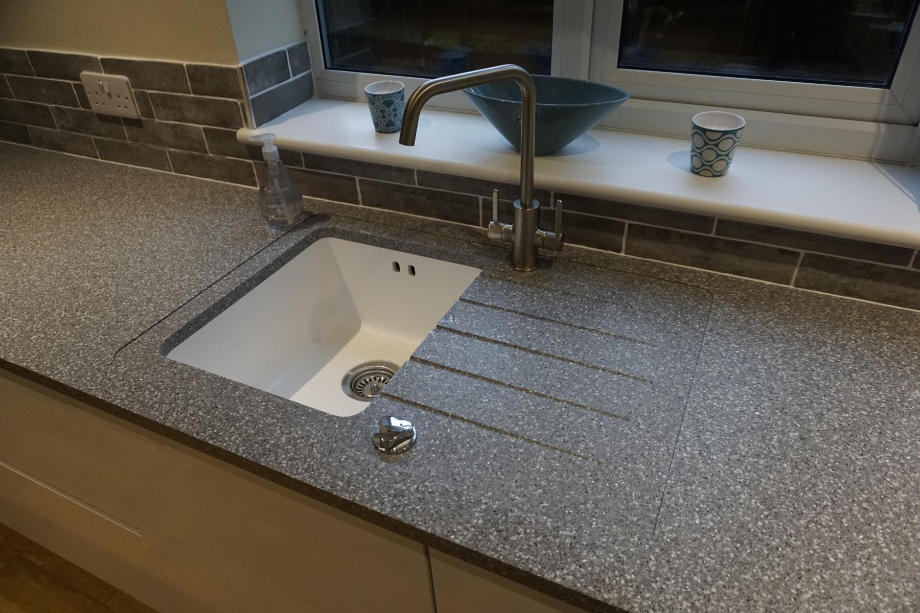 Kitchen installation in Drayton Parslow - Image 4