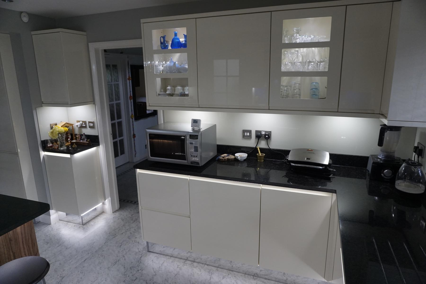 Kitchen refurbishment in Bletchley - Image 6