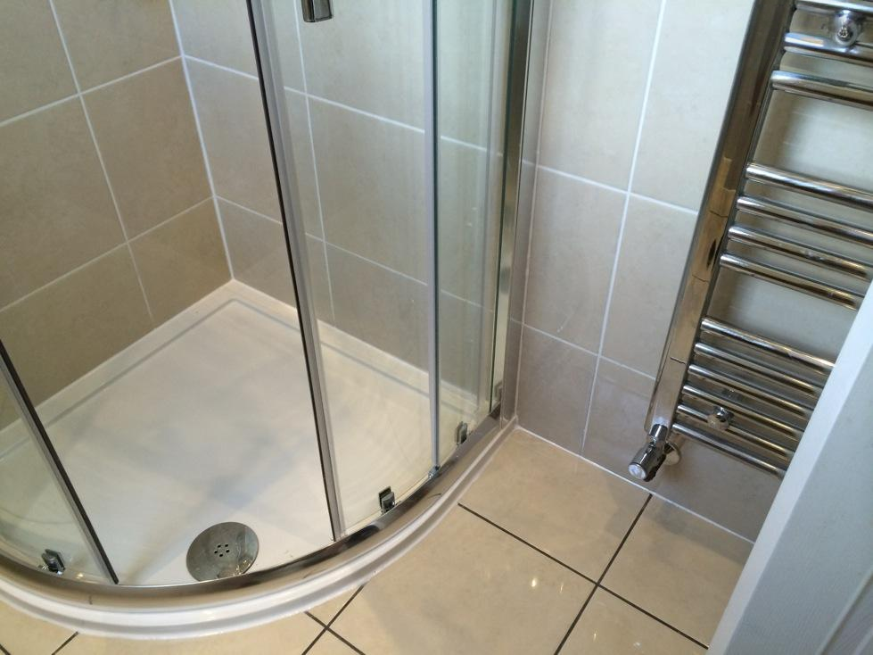 En-suite renovation - Image 5