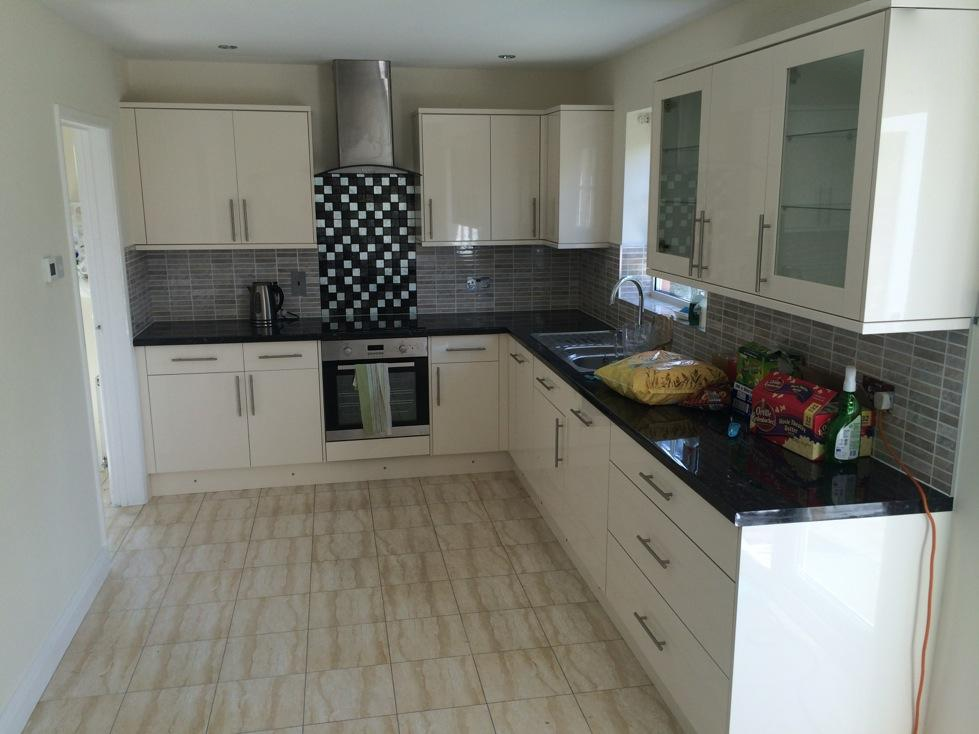Kitchen design and installation in Emerson Valley - Image 4