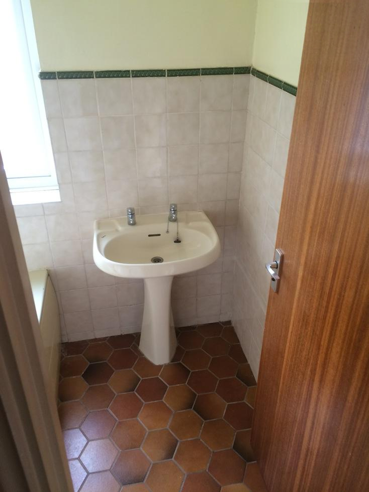 Bathroom renovation in Wavendon - Image 2