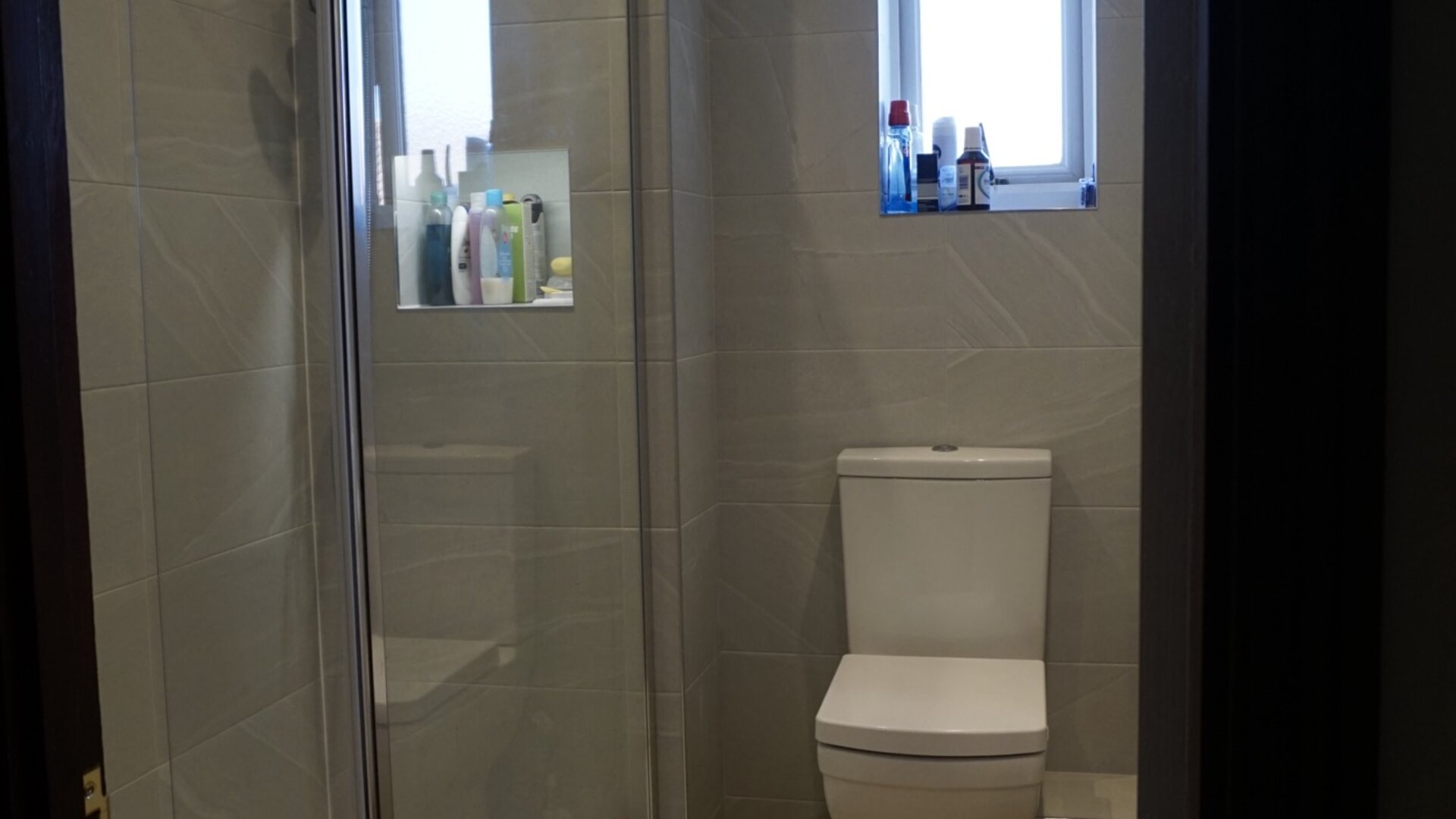 En-suite installation as a part of garage conversion - Image 7