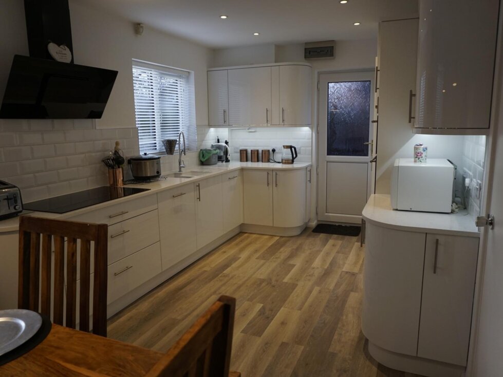 Kitchen refurbishment in Newport Pagnell